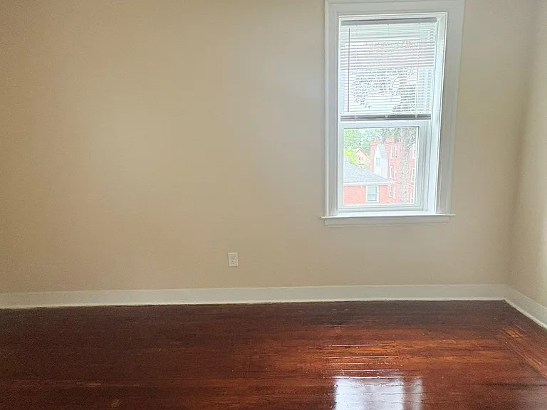 34 Hotchkiss St #C06 — Photo 6