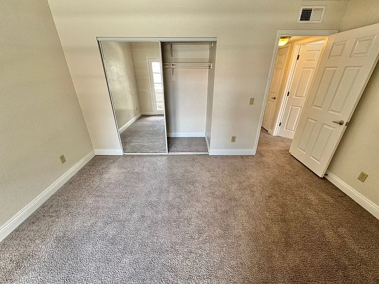 811 Bass Dr #C — Photo 12