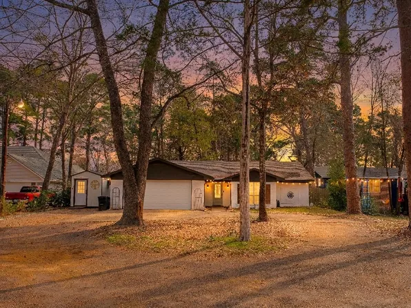 1339 Bridle Path Ln, Hideaway, TX 75771