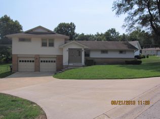 8752 W 79th Cir, Overland Park, KS 66204
