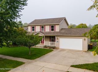 1103 Hawks Rdg, Grand Ledge, MI 48837