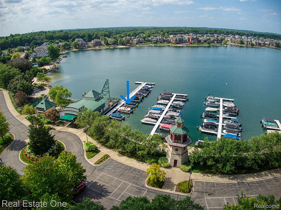 1st image of 12 Boat Slip
