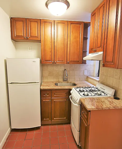 303 W 92nd St #3B — Photo 5