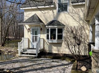 9718 Liberty Rd #A, Twinsburg, OH 44087