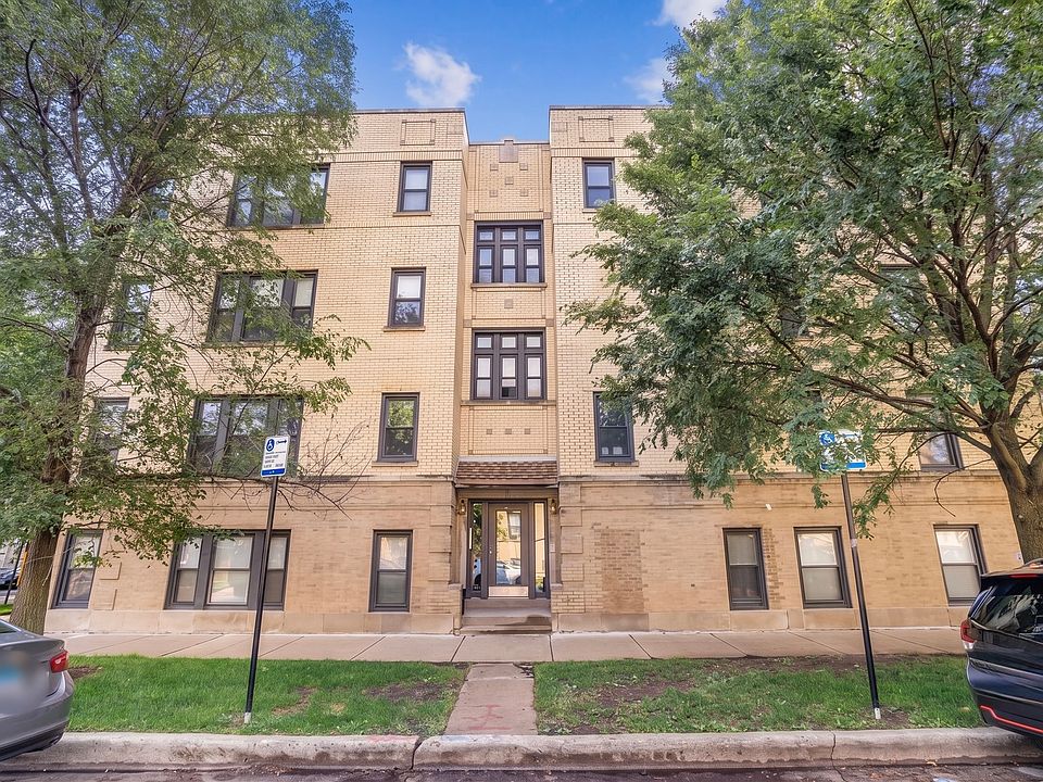 1st image of 4634 N Albany Ave APT 2