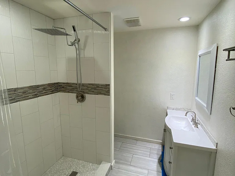 3003 Pinehurst Dr — Photo 15