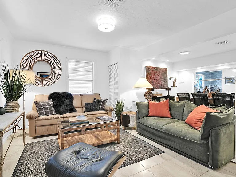 3218 Palm Dr — Photo 6