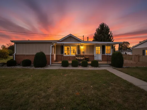 8420 W Adaline St, Yorktown, IN 47396