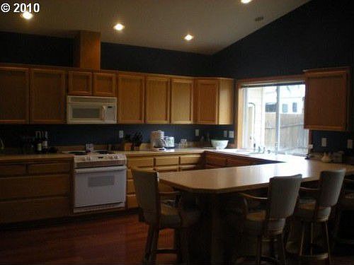 3rd image of 2496 S 31st Ct