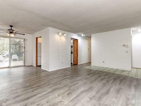 4th image of 29818 21st Avenue S