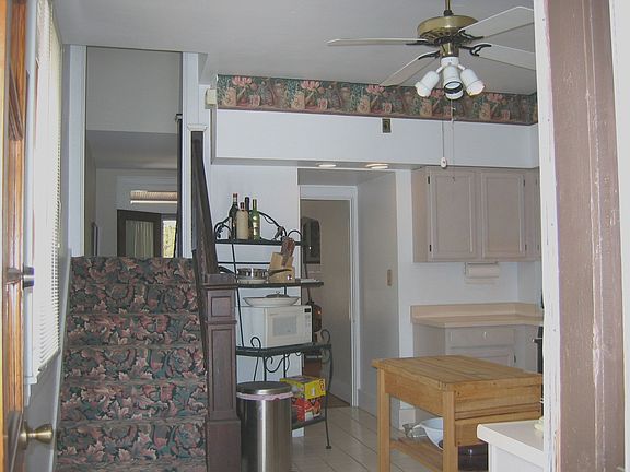 Kitchen/Butler stairs