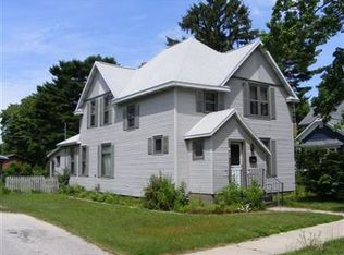 411 N Rath Ave, Ludington, MI 49431