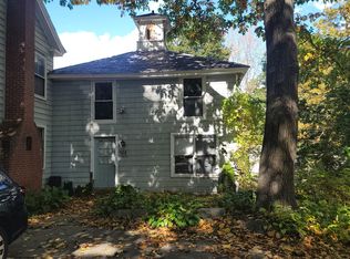 16 Locust St #102, Brattleboro, VT 05301
