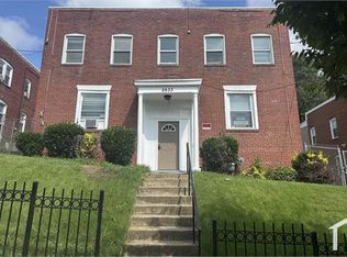 2833 28th St SE APT 3, Washington, DC 20020
