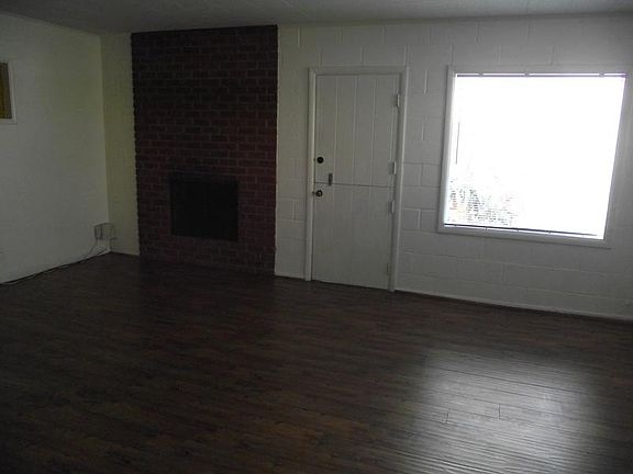 2nd image of 815 Highland Ave