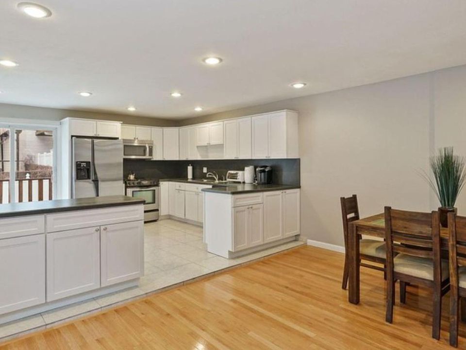 1st image of 25 McVeigh Ave