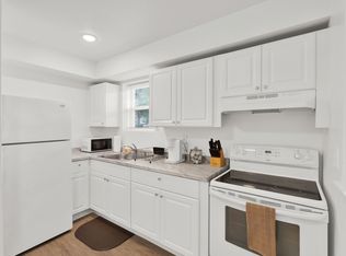 30507 Krauter Ave #C1, Garden City, MI