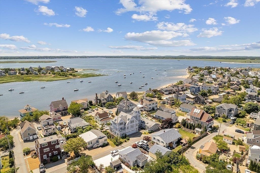 9 Overlook St, Newburyport, MA 01950 MLS 73145816 Zillow