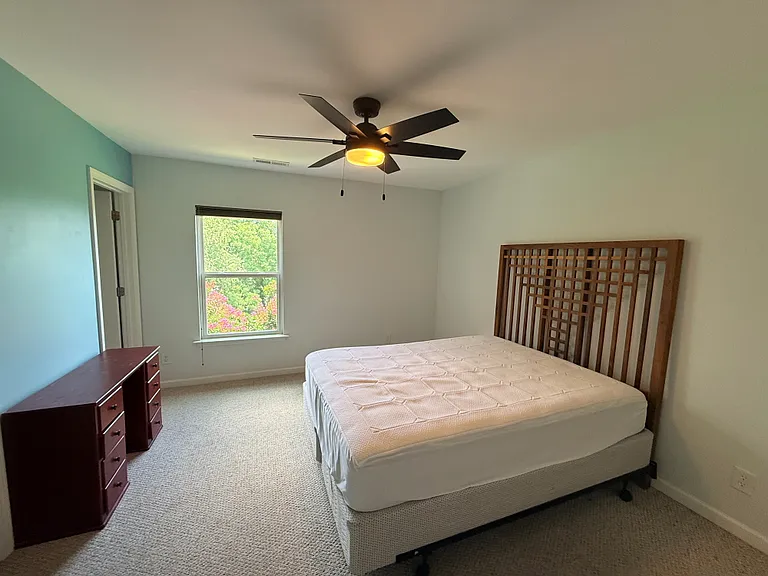 11 Athena Ave — Photo 15