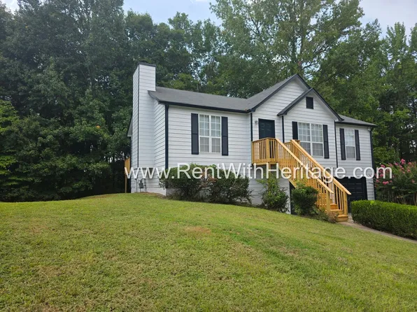 6322 Hillview Ln, Douglasville, GA 30134
