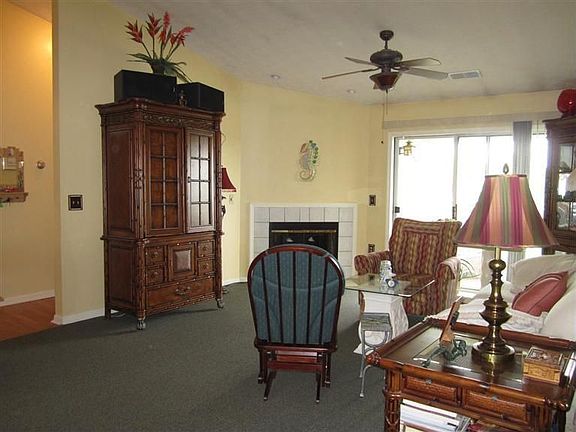 4th image of 6661 Hedington Sq APT 8