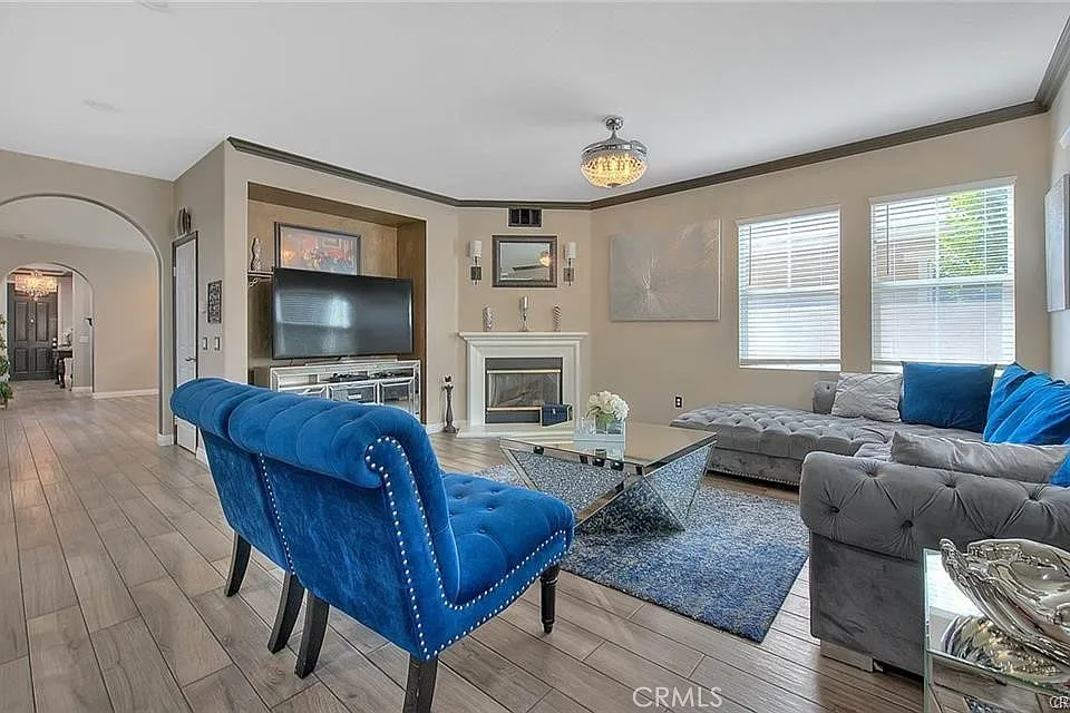 7376 Reserve Pl