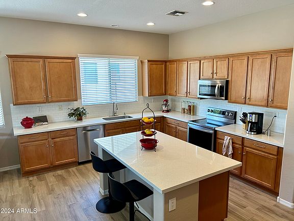2nd image of 39714 N BELFAIR Way