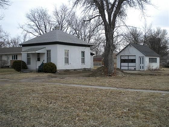 1st image of 811 C St