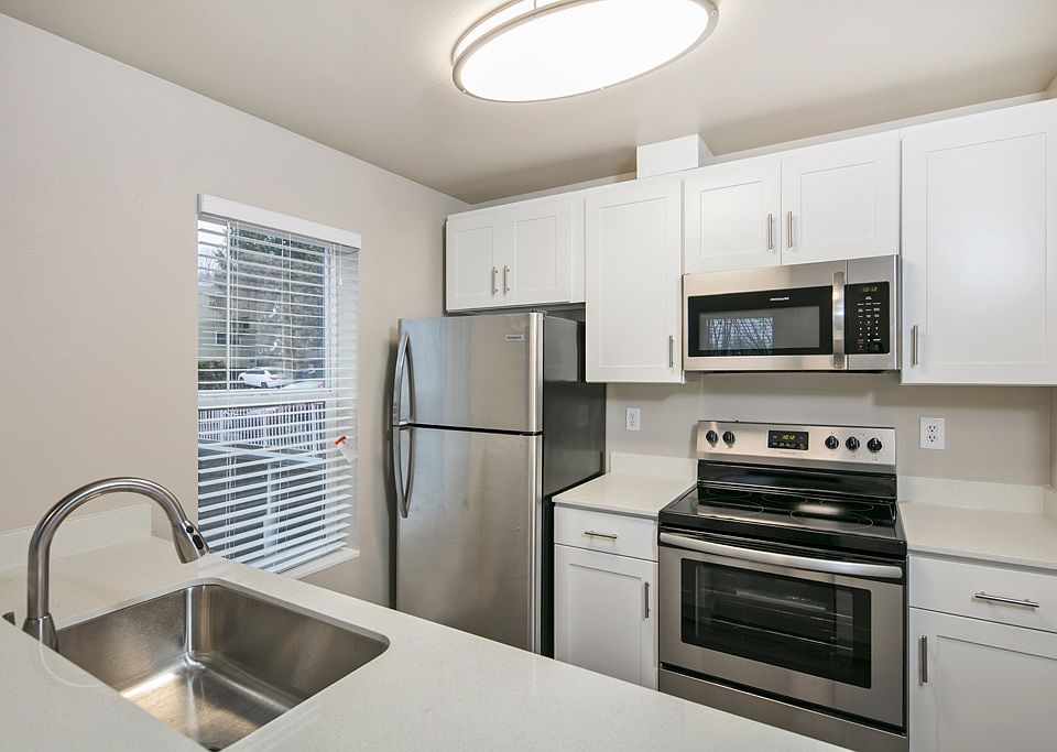 1st image of 12839 SE 40th Pl APT B3