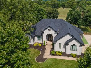 37 Plantation Dr, Shelbyville, KY 40065