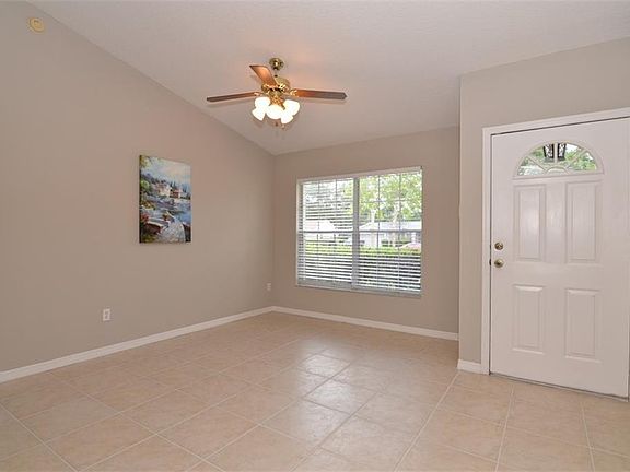 3rd image of 1927 Pinecone Ct