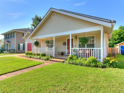 913 E Harrison Ave, Guthrie, OK, 73044