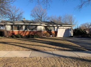 1609 N Walnut Ave, Arlington Heights, IL 60004