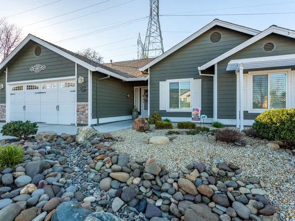 4746 Tralee Ln, Redding, CA 96001