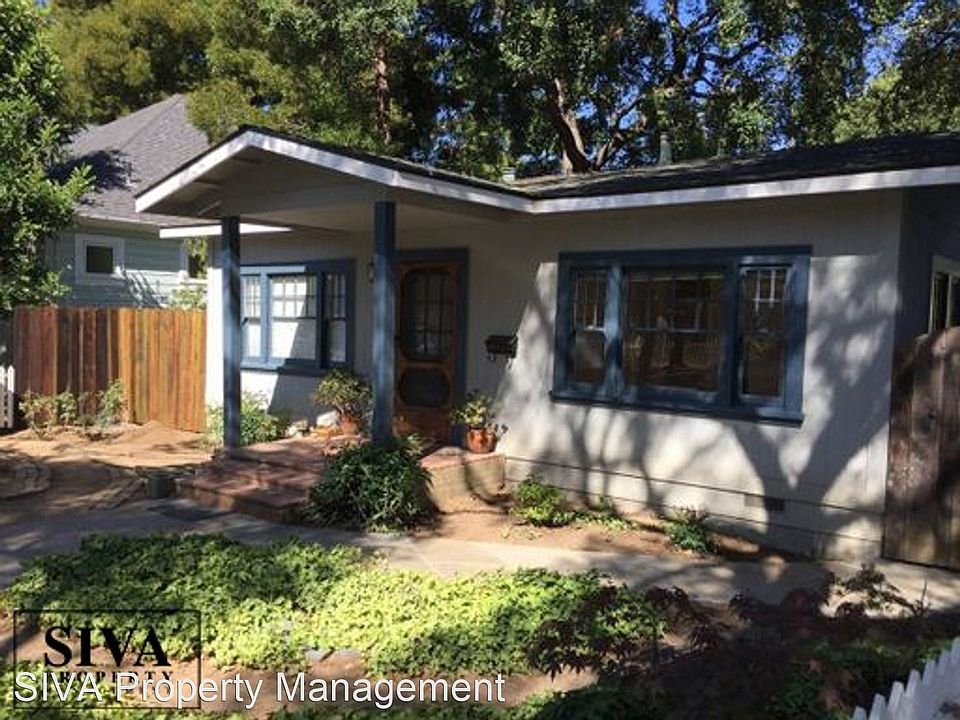 1st image of 208 Tait Ave