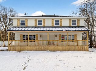 10 Derry Ln #A, Latham, NY 12110