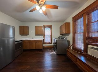 304 S Lake St #B, Warsaw, IN 46580