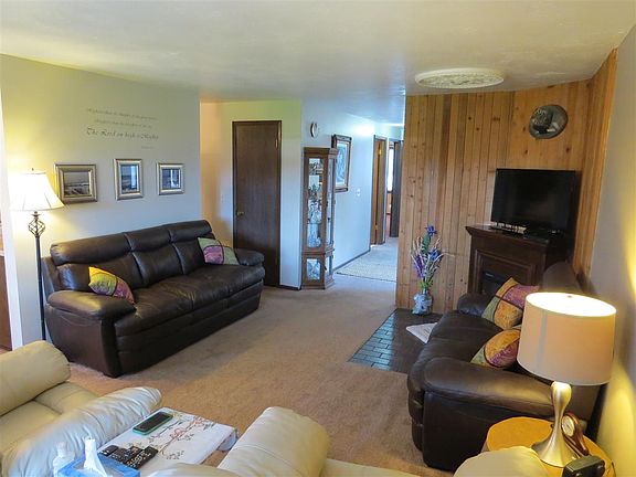 4th image of 1122 E Bedivere Dr #1122