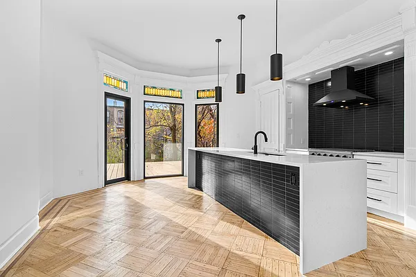 Rented by Compass | media 1
