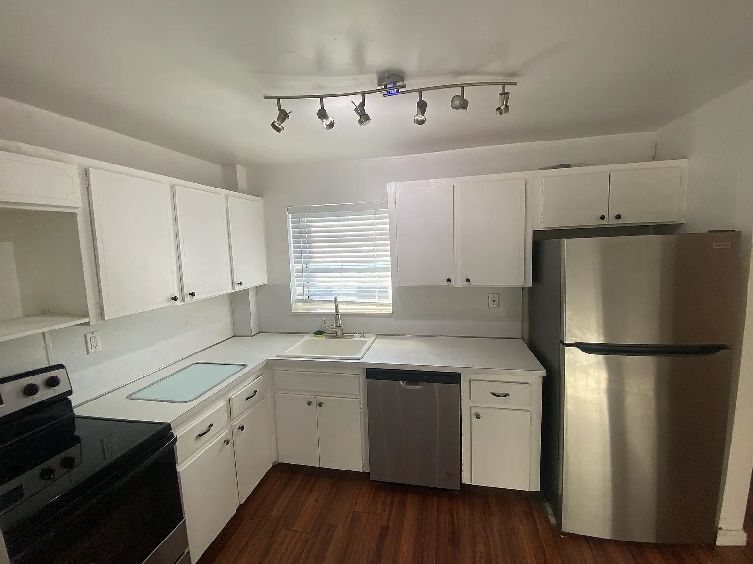 7620 Carlyle Ave — Photo 4