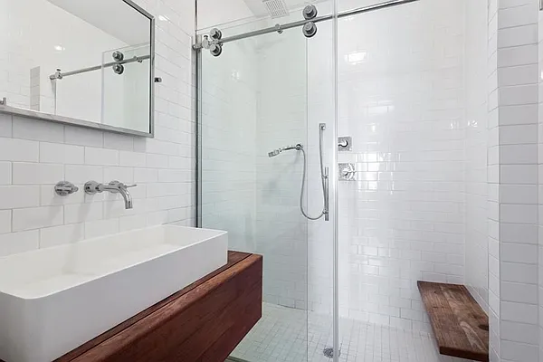 Rented by Investmates Real Estate | media 19