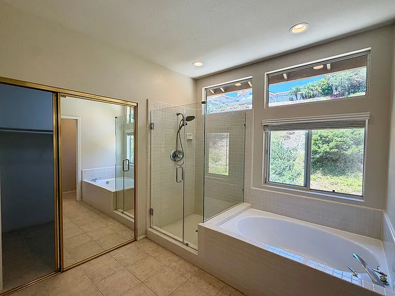 3366 Waterford Dr — Photo 28