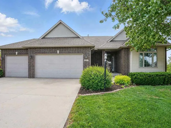 4865 Dryden Ct, Iowa City, IA 52245