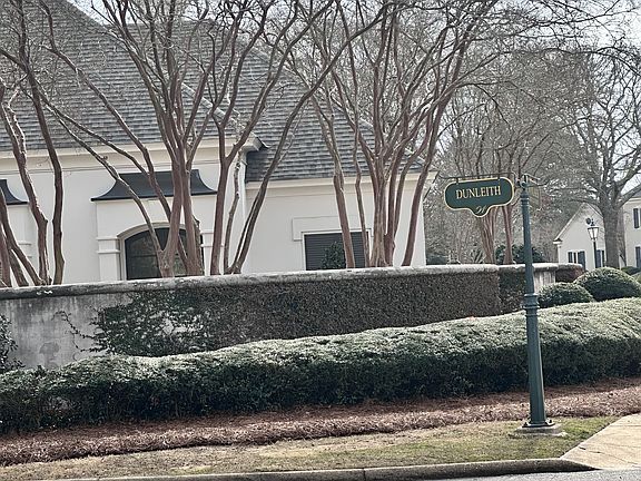 Dunleith street entrance