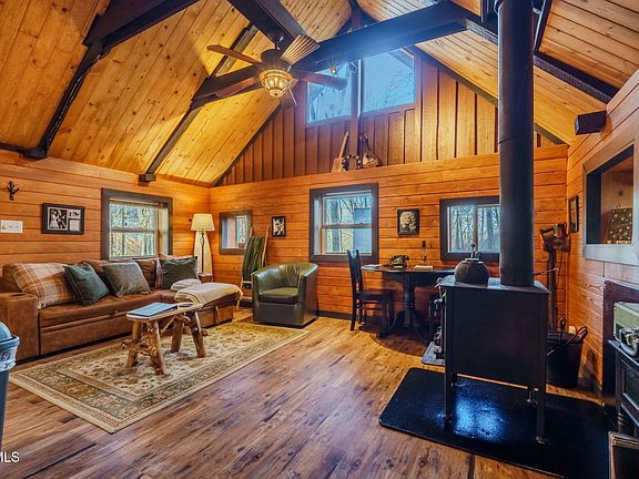 4th image of 1878 Little Cove Rd