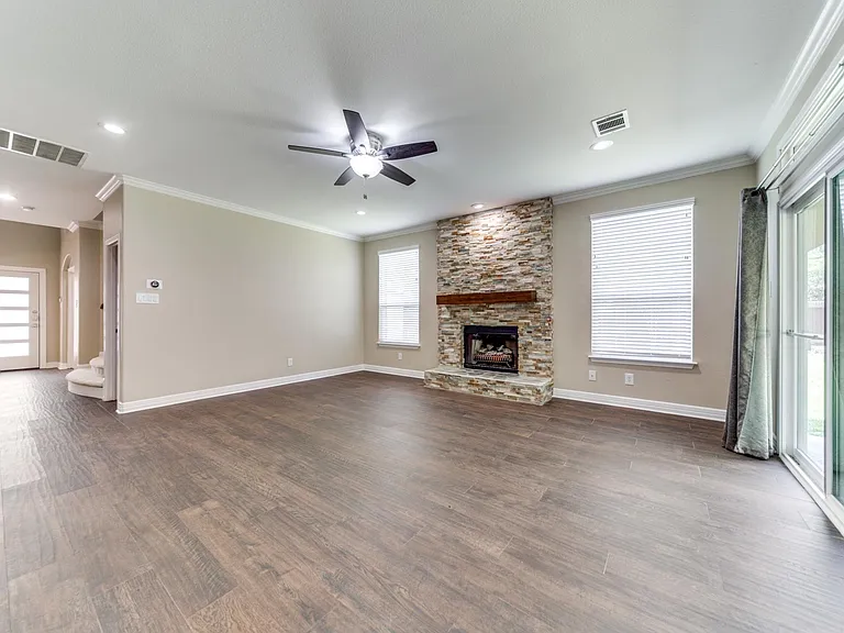 8603 Taylor Walk — Photo 7
