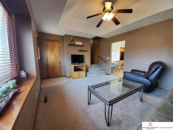 2nd image of 8917 S 143rd Cir