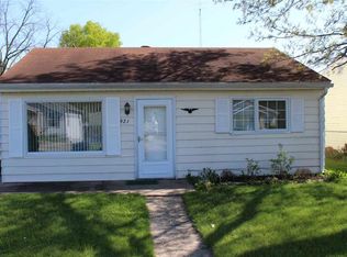 921 W Donaldson Ave, Mishawaka, IN 46545