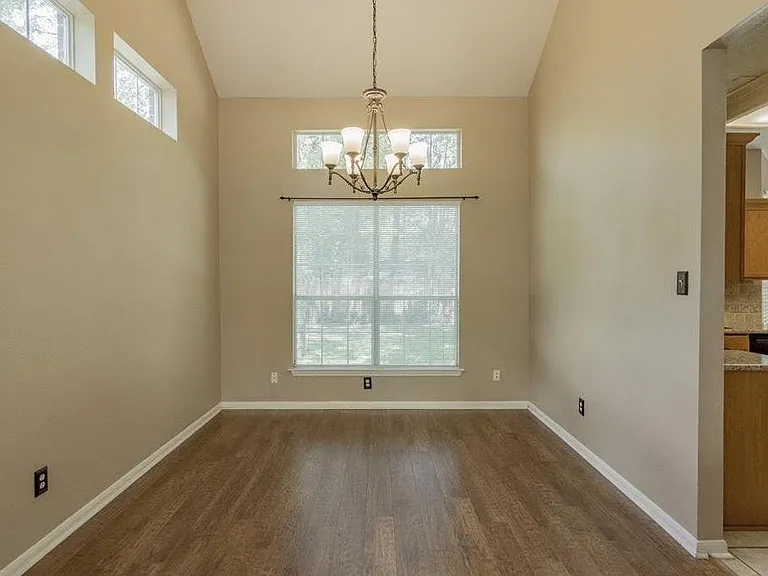 111 S Winterport Cir — Photo 24