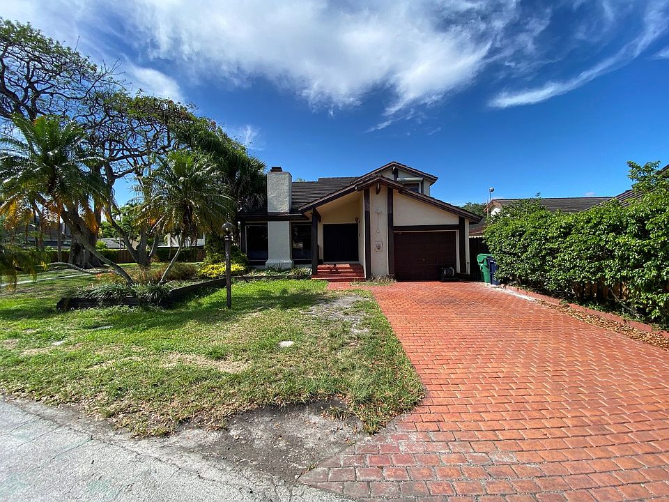 1st image of 9504 SW 148th Avenue Cir E